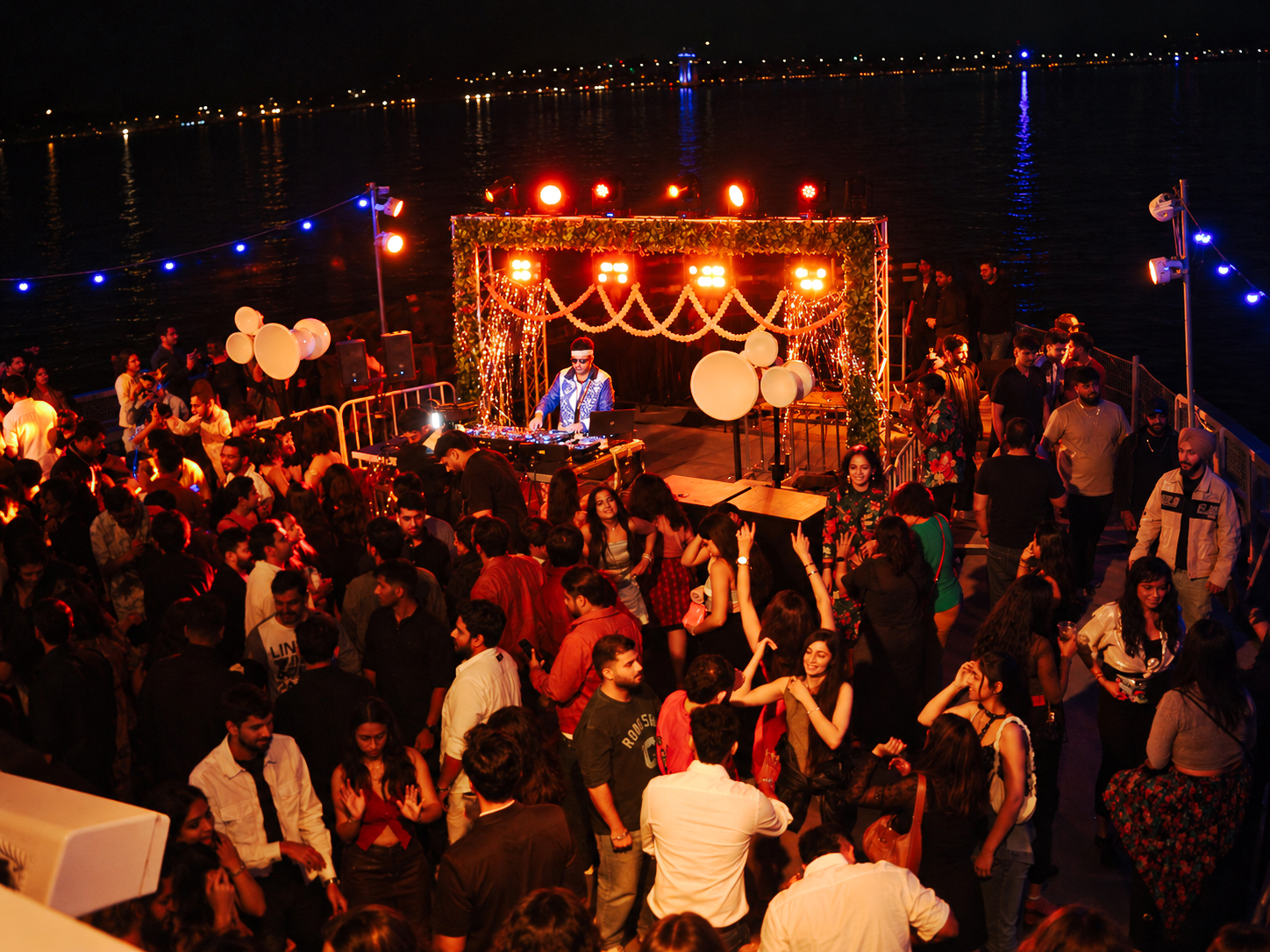 Iconic 2000s Boat Party on the Hiyu, Seattle event photography